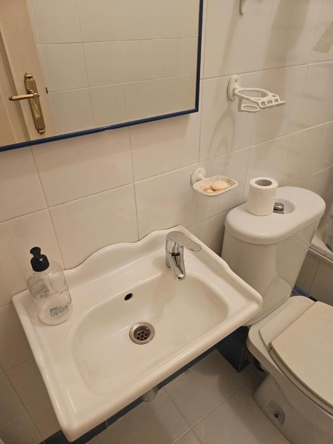Habitacion Amplia Y Centrica En Piso Compartido La Corogne Extérieur photo